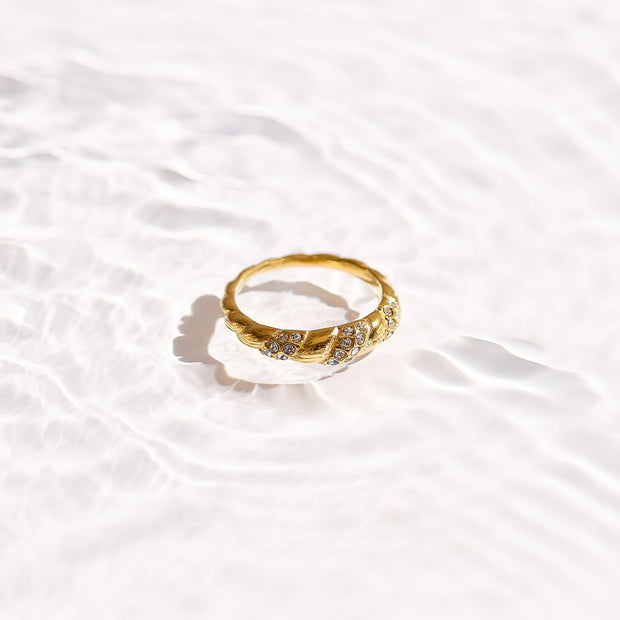 Crystal Twist Dome Ring