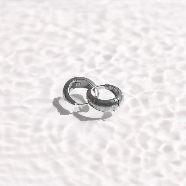 Teardrop Small Curve Hoop Earrings