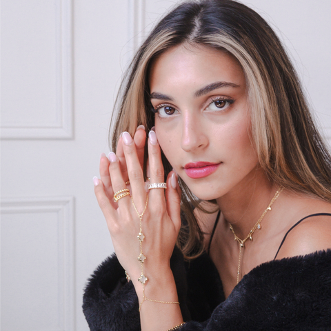 Feeling Lucky Hand Chain