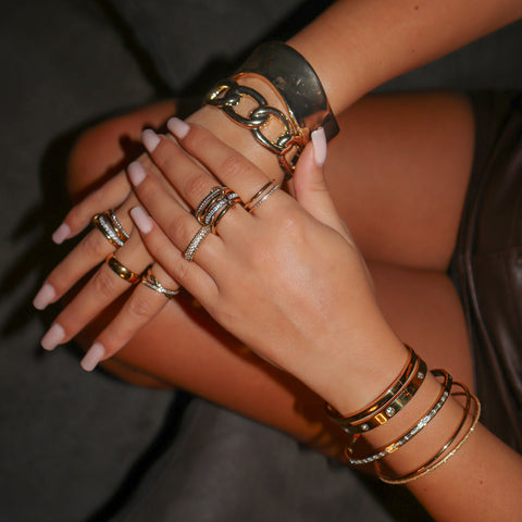 Viral Stacked Rings