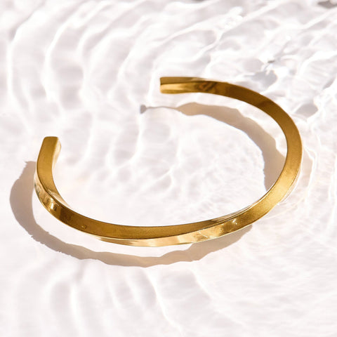 That's So Twisted Bangle